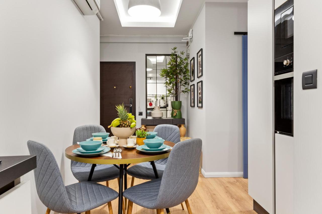 Tova Pearl Ultracentral - Romana Square Subway Apartment บูคาเรสต์ ภายนอก รูปภาพ