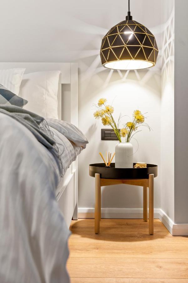 Tova Pearl Ultracentral - Romana Square Subway Apartment บูคาเรสต์ ภายนอก รูปภาพ