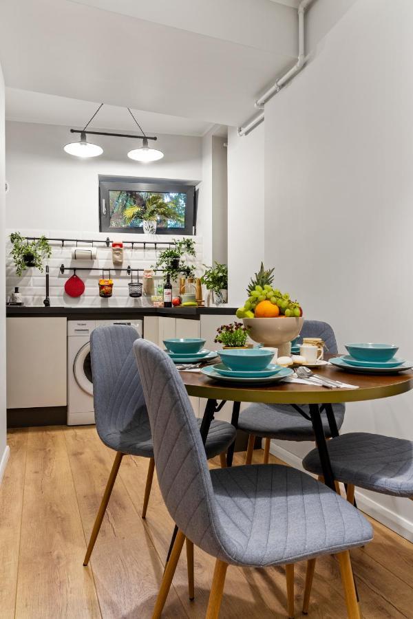 Tova Pearl Ultracentral - Romana Square Subway Apartment บูคาเรสต์ ภายนอก รูปภาพ