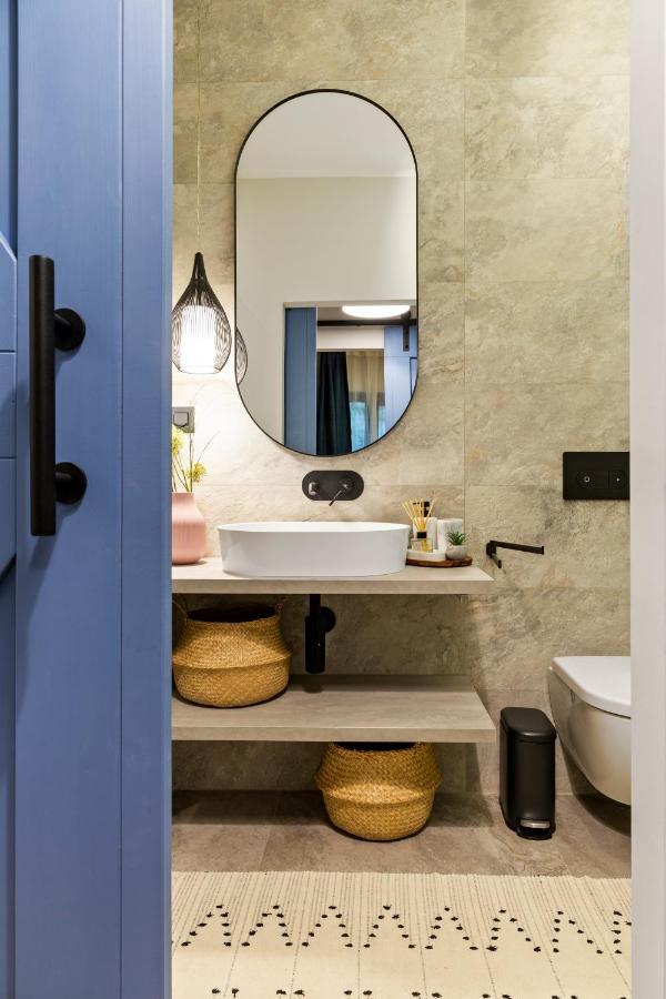 Tova Pearl Ultracentral - Romana Square Subway Apartment บูคาเรสต์ ภายนอก รูปภาพ